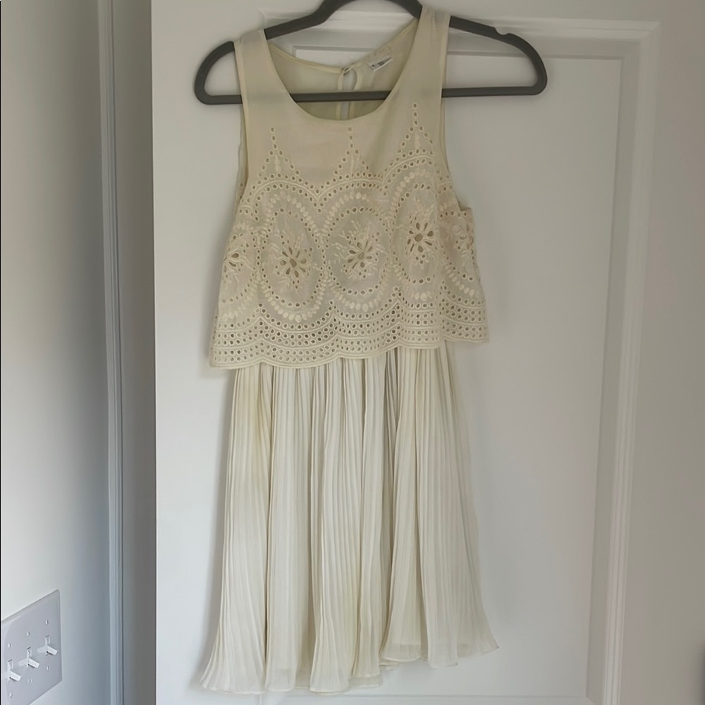 Elegant Cream Mini Dress